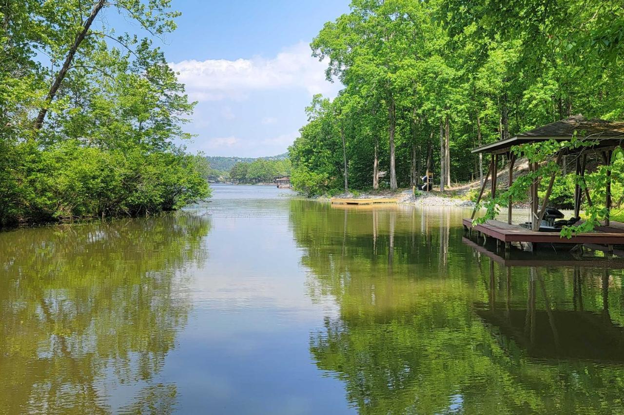 Lakeside Hot Springs Retreat With Kayaks And Boat Dock Hot Springs Village ภายนอก รูปภาพ